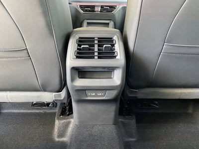 2025 Volkswagen Tiguan SE