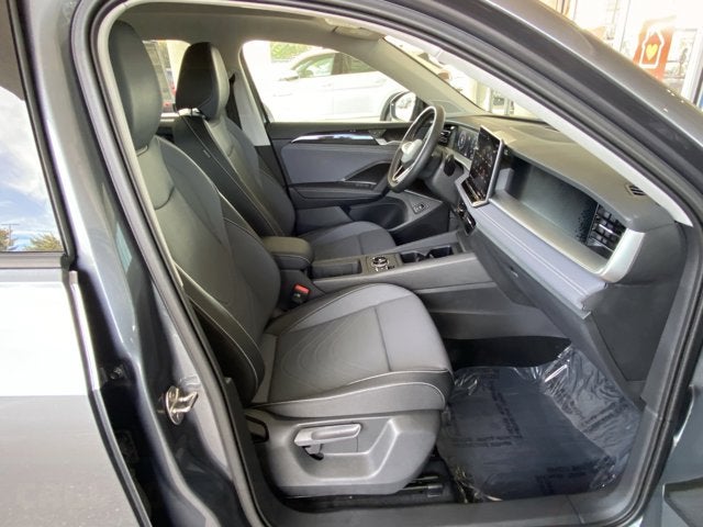 2025 Volkswagen Tiguan SE