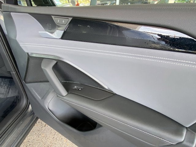 2025 Volkswagen Tiguan SE