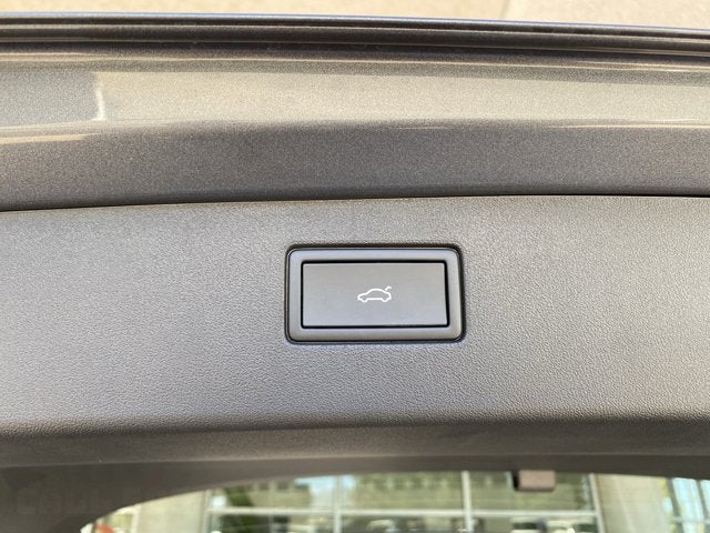 2025 Volkswagen Tiguan SE