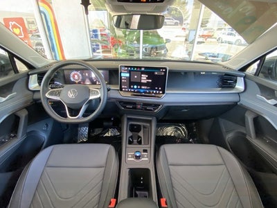 2025 Volkswagen Tiguan SE