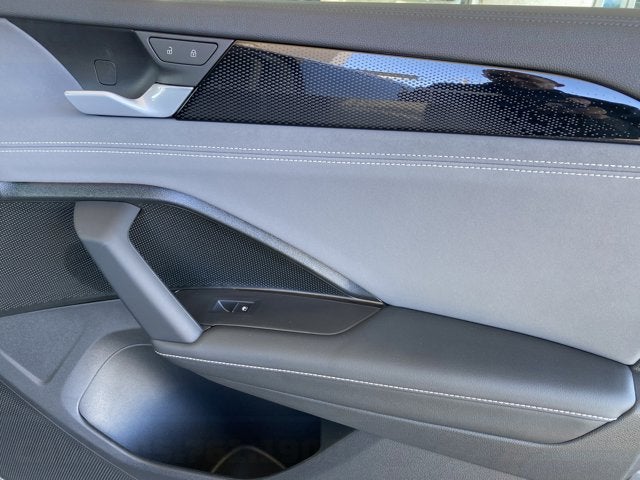 2025 Volkswagen Tiguan SE