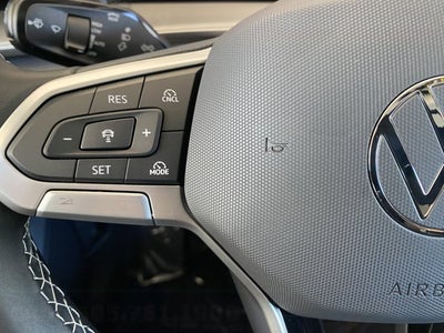 2025 Volkswagen Tiguan SE