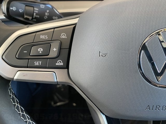 2025 Volkswagen Tiguan SE