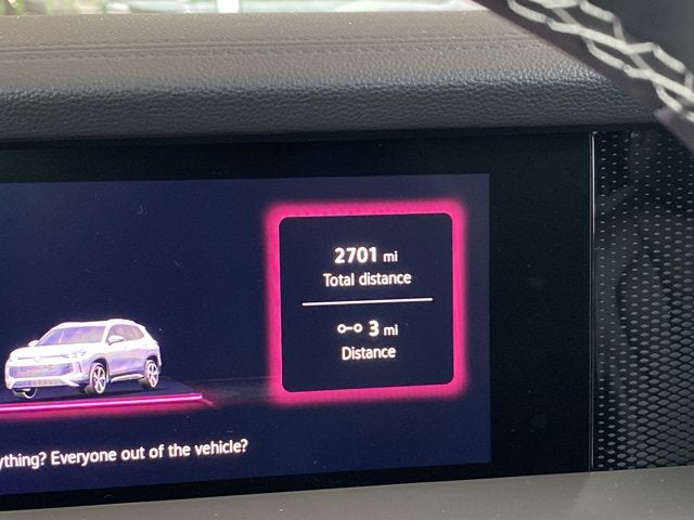 2025 Volkswagen Tiguan 2.0T SE