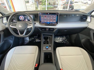 2025 Volkswagen Tiguan 2.0T SE