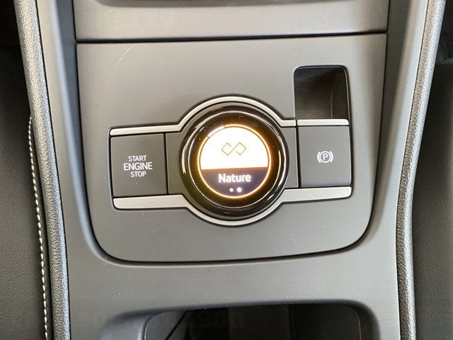 2025 Volkswagen Tiguan SE