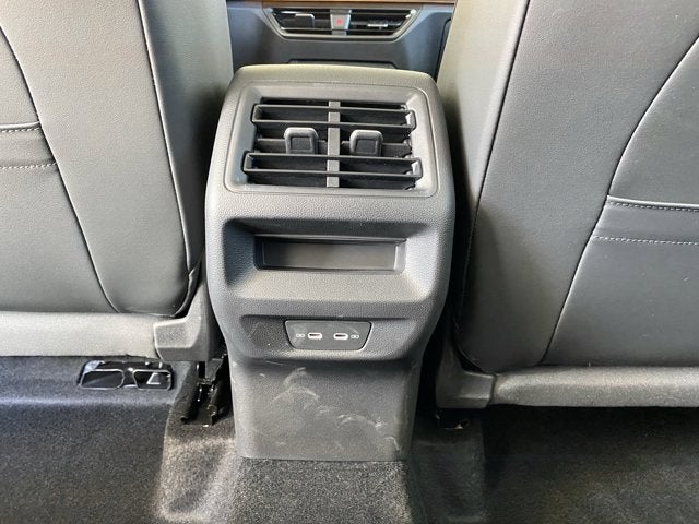 2025 Volkswagen Tiguan SE