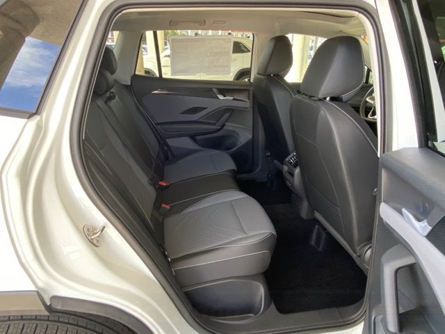 2025 Volkswagen Tiguan SE