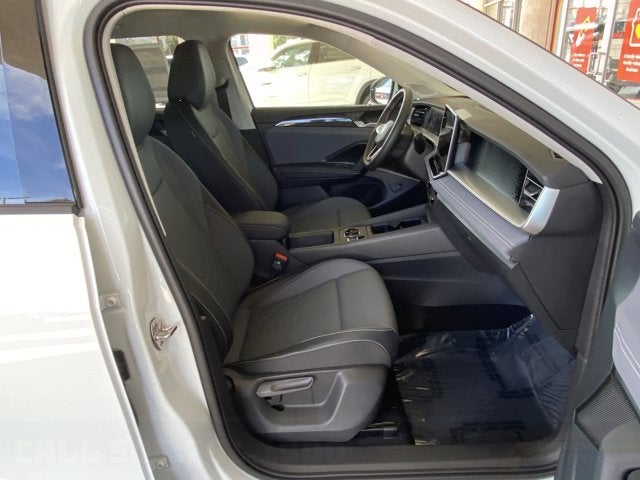 2025 Volkswagen Tiguan SE