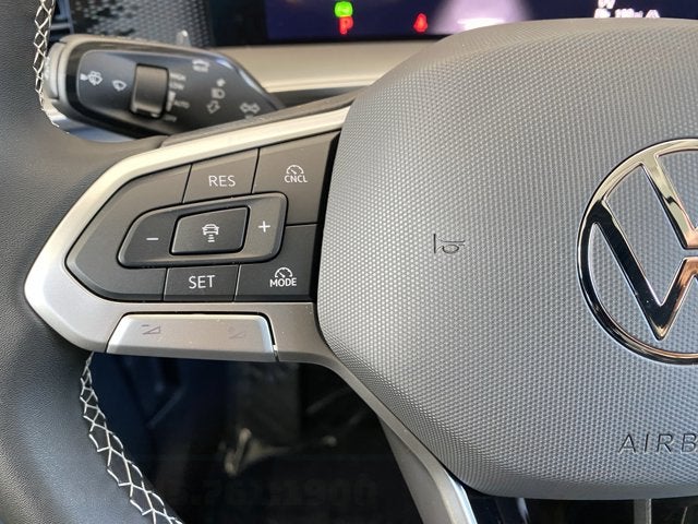 2025 Volkswagen Tiguan SE