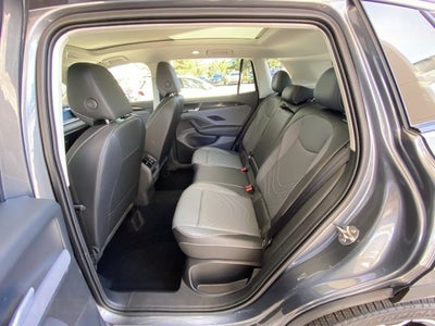 2025 Volkswagen Tiguan SE