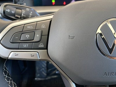 2025 Volkswagen Tiguan SE