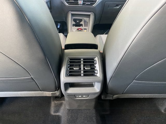 2025 Volkswagen Tiguan SE