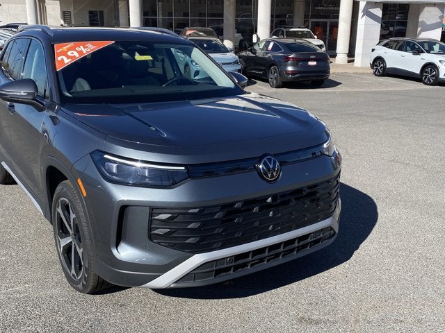 2025 Volkswagen Tiguan SE