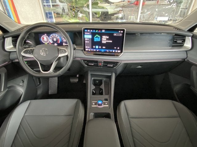 2025 Volkswagen Tiguan 2.0T SE
