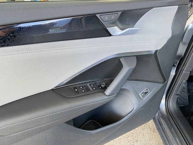 2025 Volkswagen Tiguan SE