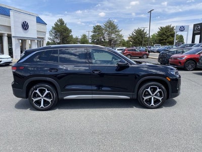 2025 Volkswagen Tiguan 2.0T SE