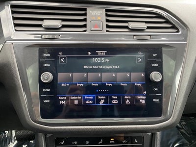 2023 Volkswagen Tiguan 2.0T SE