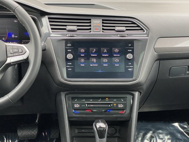 2023 Volkswagen Tiguan 2.0T SE