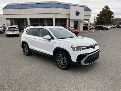 2025 Volkswagen Taos 1.5T SE