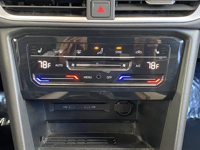 2025 Volkswagen Taos 1.5T SE