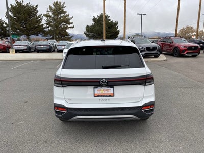 2025 Volkswagen Taos 1.5T SE