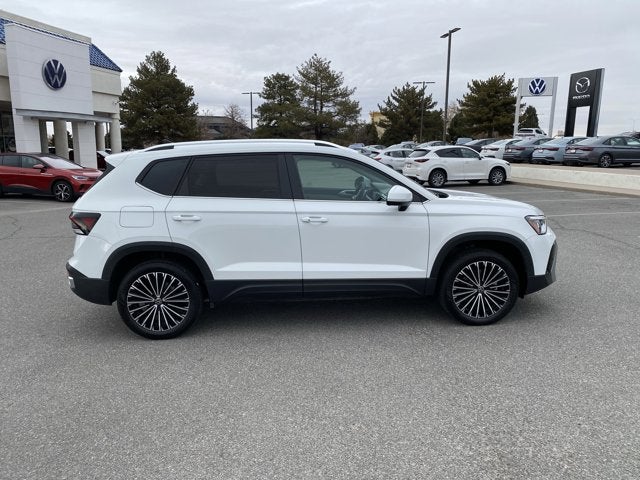 2025 Volkswagen Taos 1.5T SE