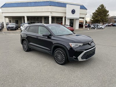 2025 Volkswagen Taos 1.5T SE