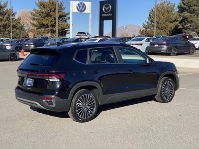 2025 Volkswagen Taos 1.5T SE