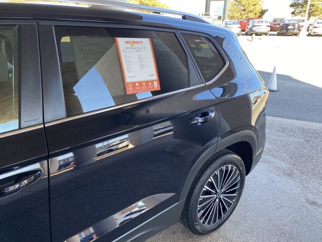 2025 Volkswagen Taos 1.5T SE