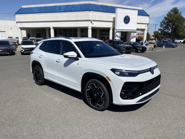 2026 Volkswagen Tiguan SEL R-Line Turbo