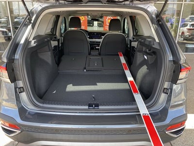 2026 Volkswagen Taos SE