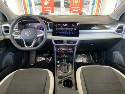 2026 Volkswagen Taos SE