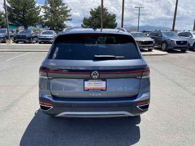 2026 Volkswagen Taos SE