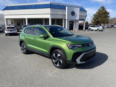 2025 Volkswagen Taos 1.5T SE