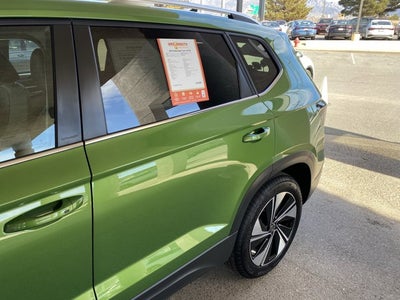 2025 Volkswagen Taos 1.5T SE