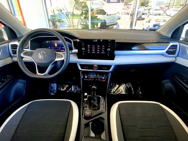 2026 Volkswagen Taos SE