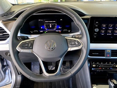 2026 Volkswagen Taos SE