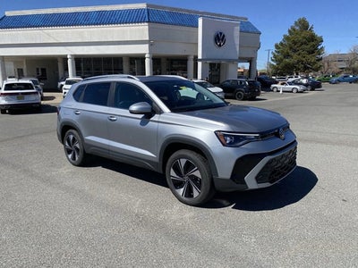 2026 Volkswagen Taos SE