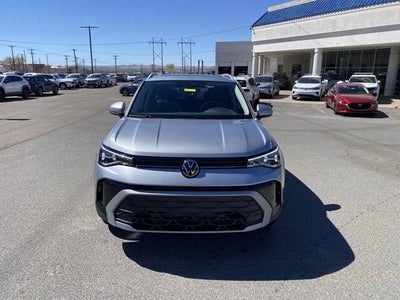2026 Volkswagen Taos SE