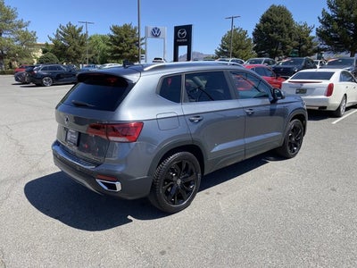 2022 Volkswagen Taos 1.5T SE