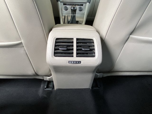 2017 Volkswagen Golf Wolfsburg Edition