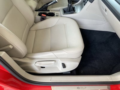 2017 Volkswagen Golf Wolfsburg Edition