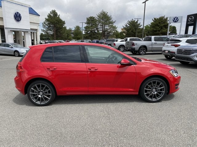 2017 Volkswagen Golf Wolfsburg Edition