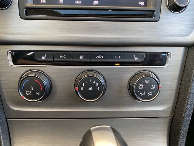 2016 Volkswagen Golf TSI SE 4-Door