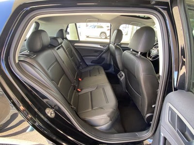 2016 Volkswagen Golf TSI SE 4-Door