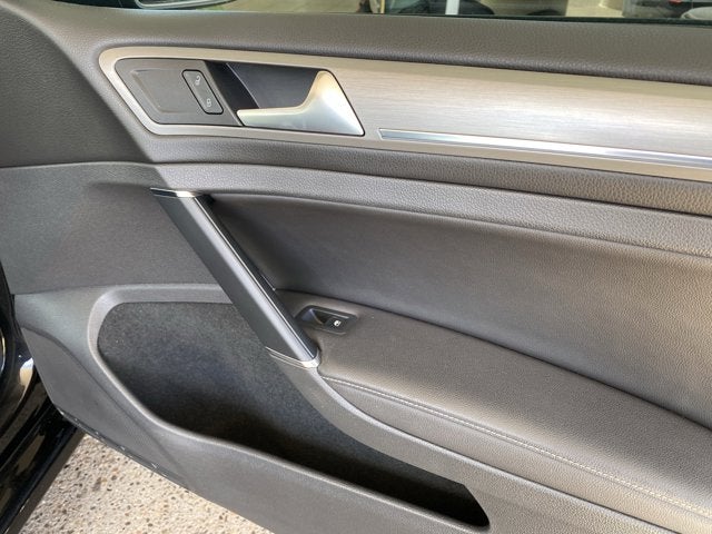 2016 Volkswagen Golf TSI SE 4-Door