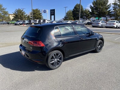 2016 Volkswagen Golf TSI SE 4-Door