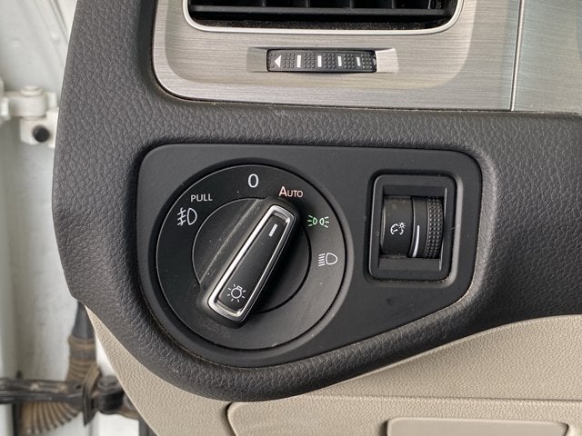 2016 Volkswagen Golf TSI SE 4-Door